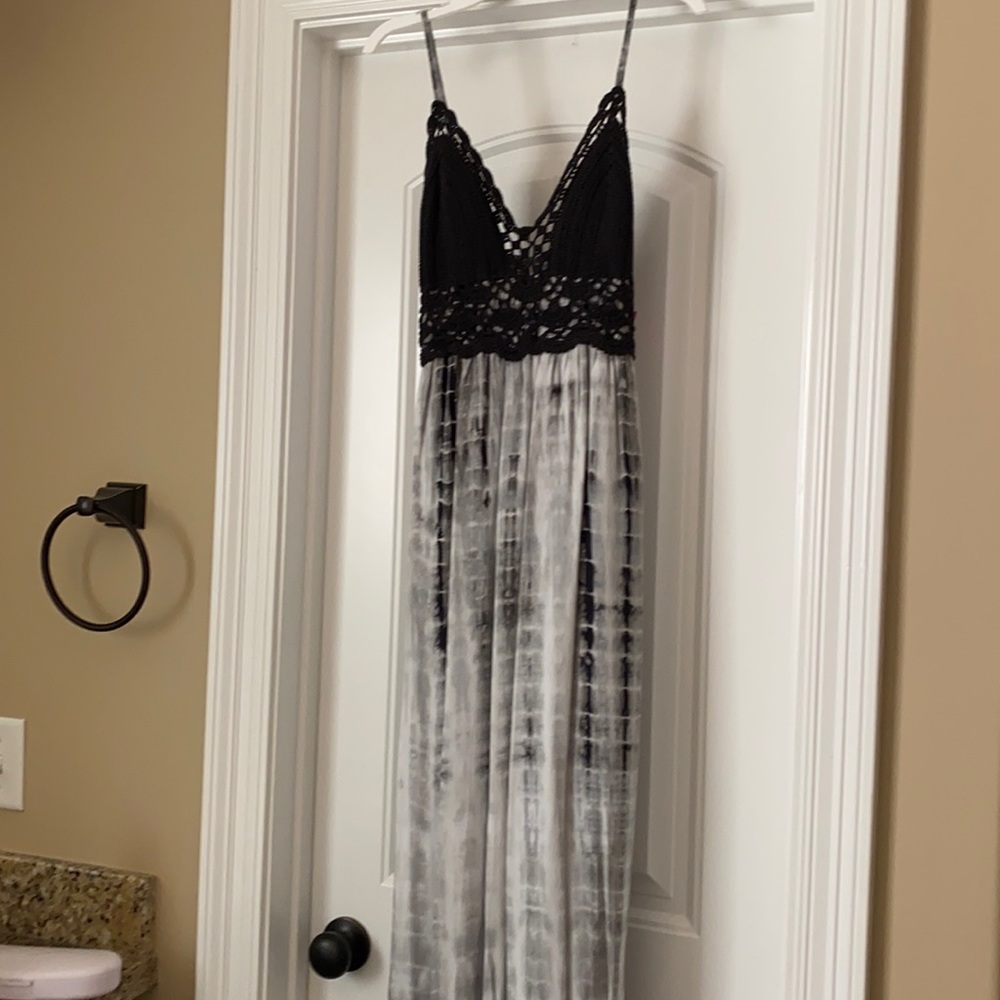 Xhilaration black and grey small maxi dress